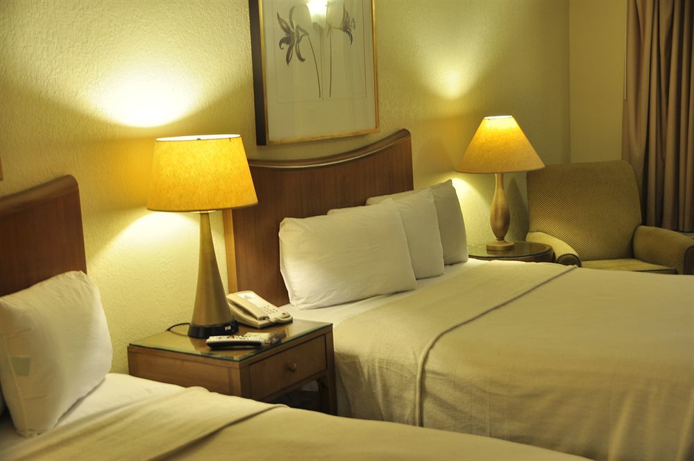 Winter Haven Gardens Inn Bagian luar foto
