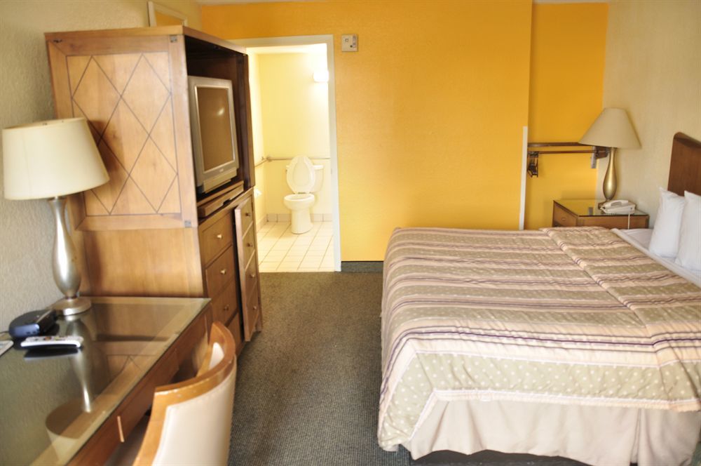 Winter Haven Gardens Inn Bagian luar foto
