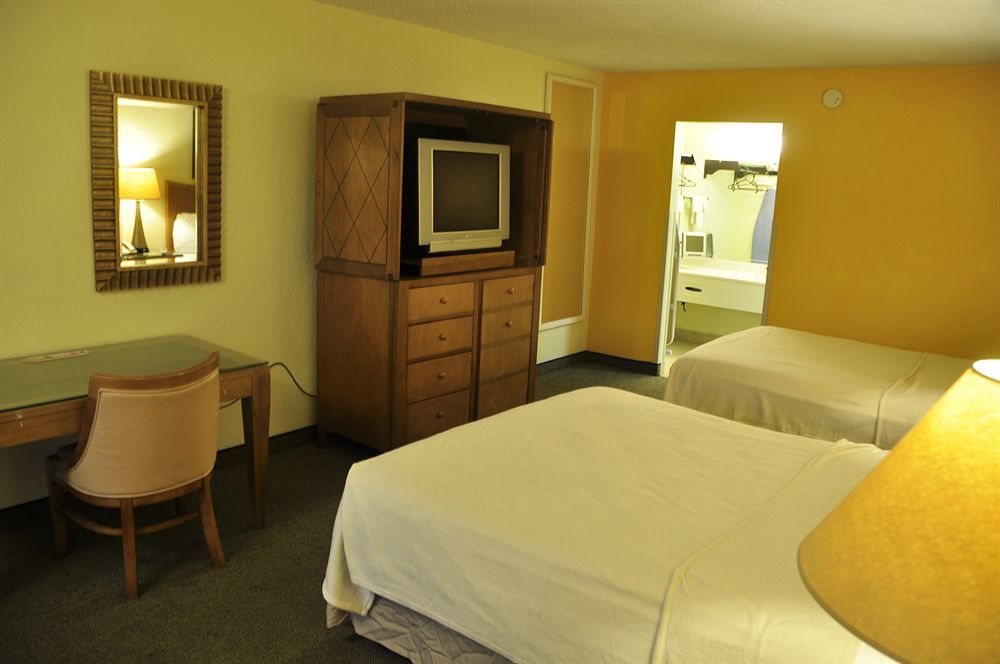 Winter Haven Gardens Inn Bagian luar foto