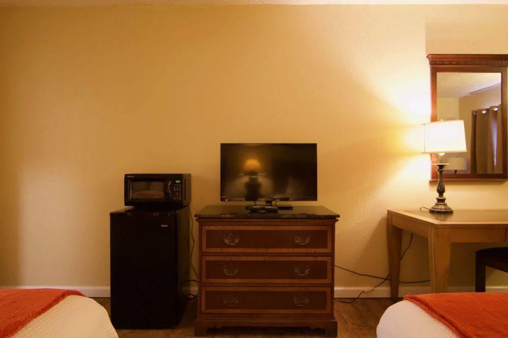 Winter Haven Gardens Inn Bagian luar foto