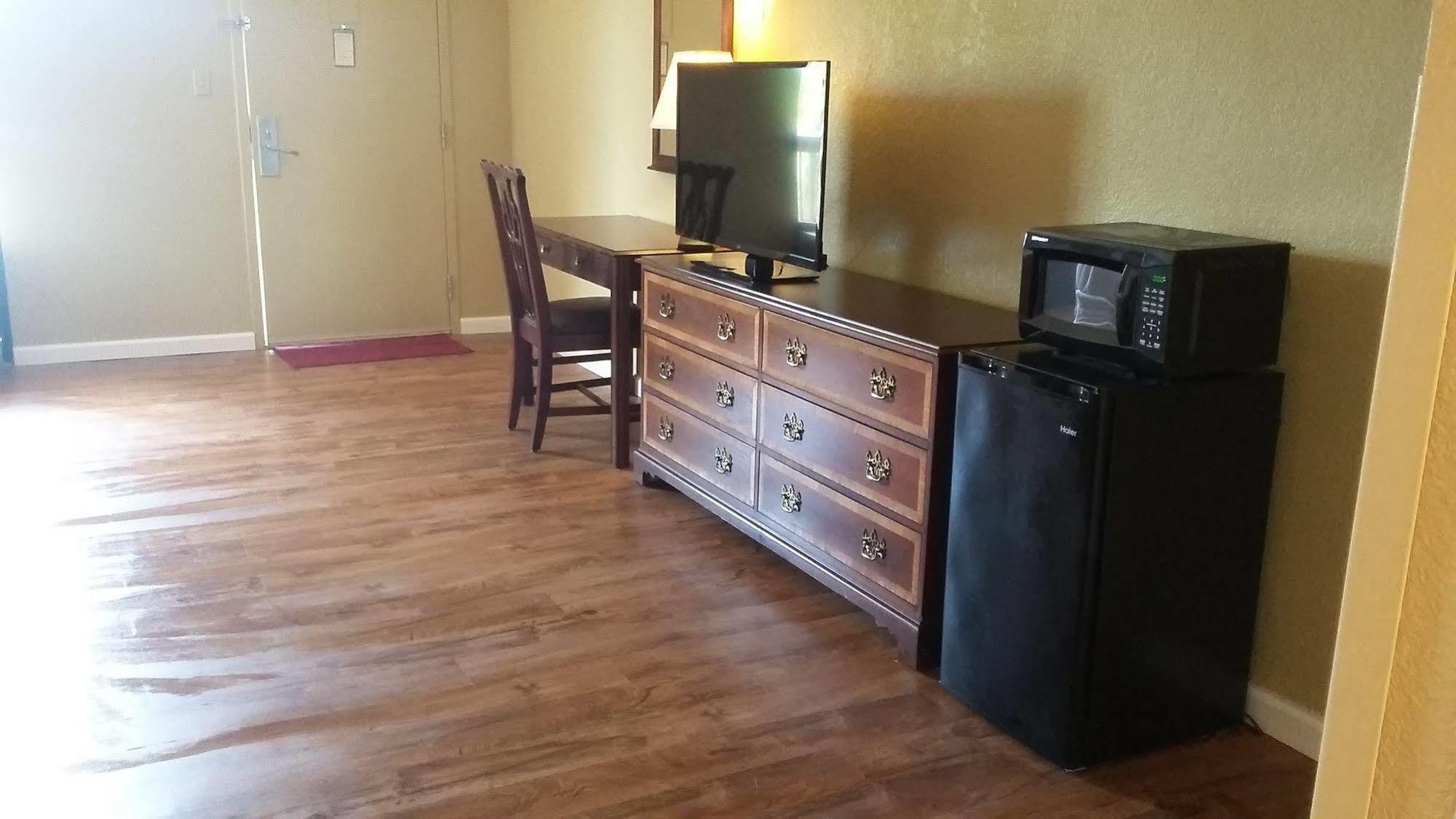 Winter Haven Gardens Inn Bagian luar foto